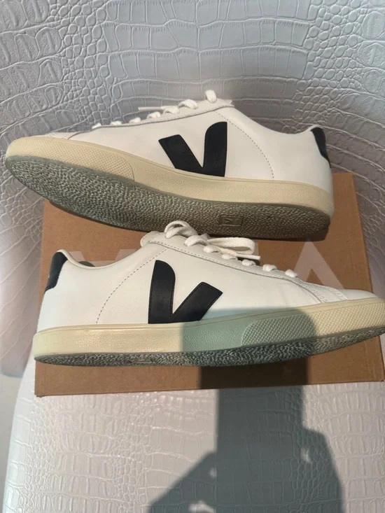 Veja White Leather Sneakers with Black V Emblem - Picture 8 of 11